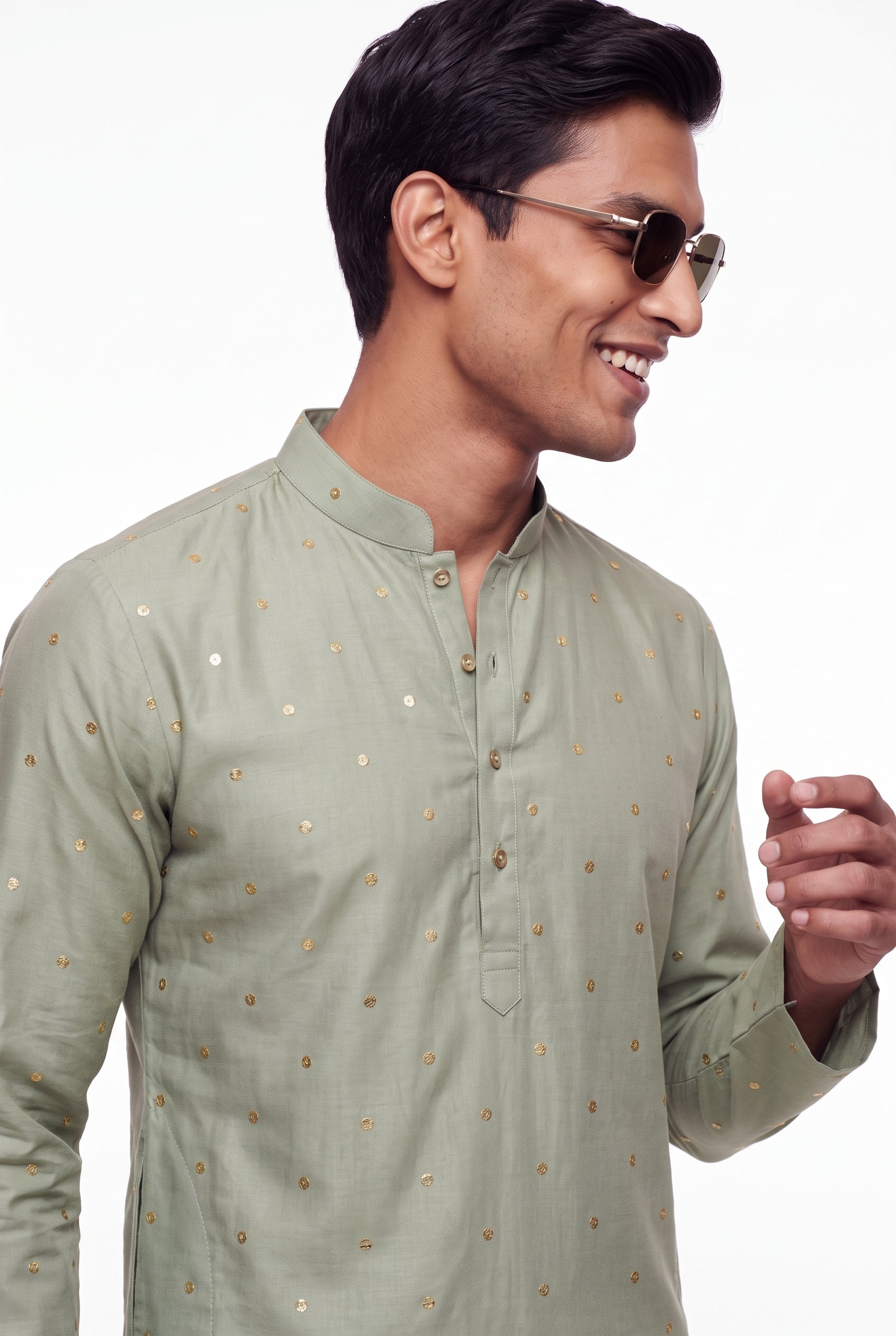 Moti Pista kurta