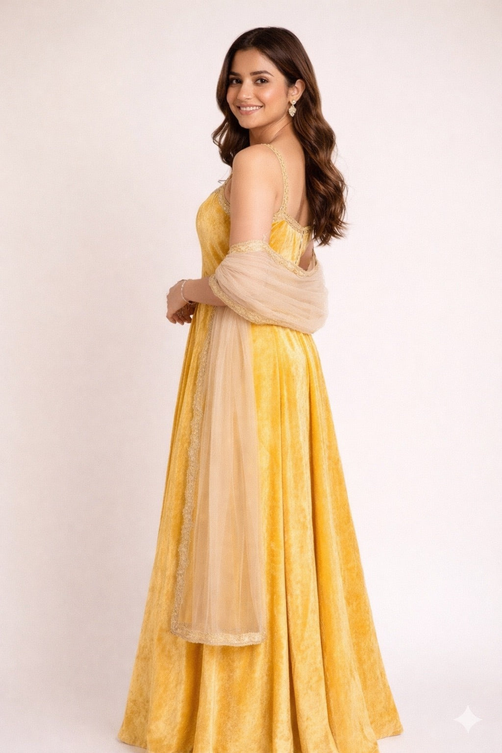 Sunheri Noor Velvet Anarkali Set