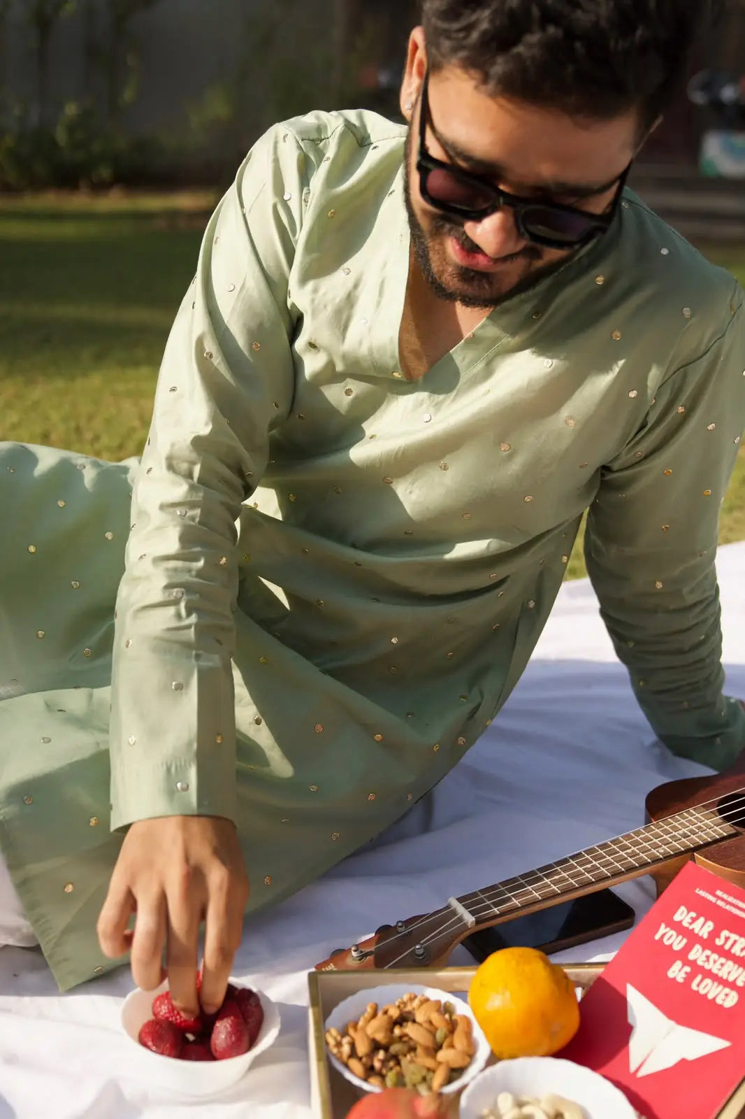 Moti Pista kurta